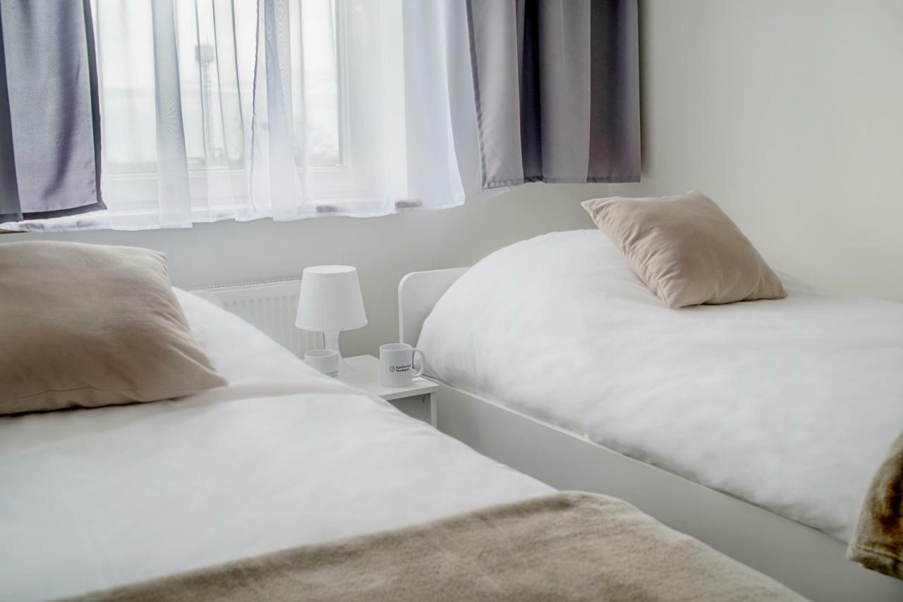 Apartament Poniatowskiego - Komfortowe Noclegi Piaseczno  Extérieur photo